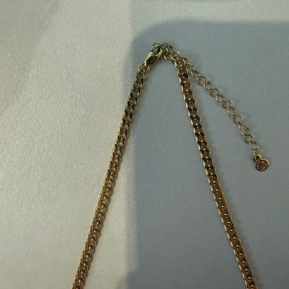 Mejuri 18k Gold Vermeil Curb Chain - Picture 3 of 6